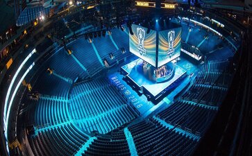 田径场地器材标准高度要求